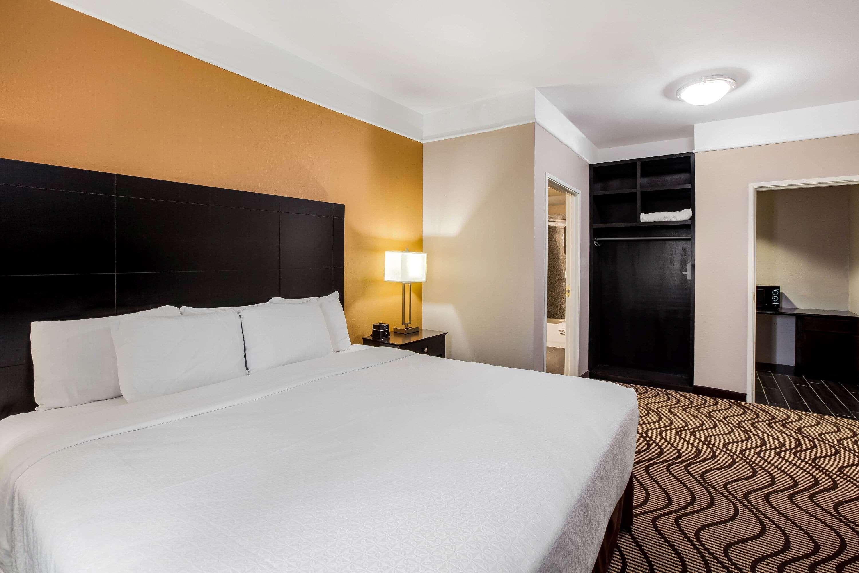 La Quinta By Wyndham Pasadena Ξενοδοχείο Εξωτερικό φωτογραφία